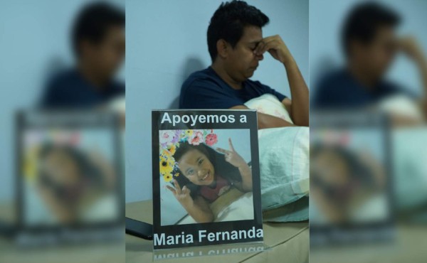 Niña que junto a sus padres regala comida a indigentes lucha por su vida