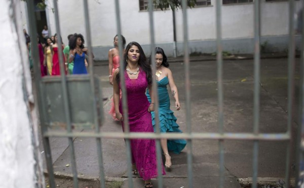 Miss penitenciaria: inusual concurso de belleza lleva esperanza a prisión de Brasil