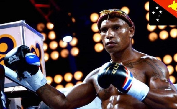 Este hombre dio la patada voladora más certera de la historia