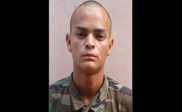 Condenan a marero que se vestía de militar para extorsionar