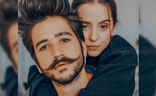 Camilo reacciona a los memes sobre su amor por Evaluna Montaner