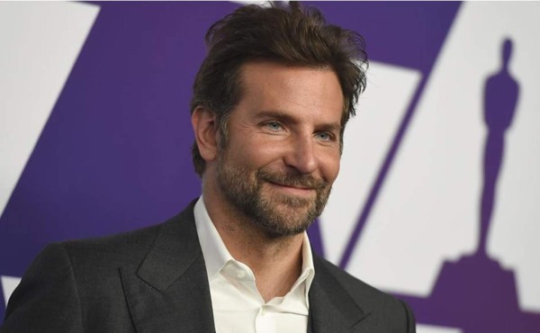 Bradley Cooper luce irreconocible, ¿la soltería lo envejeció?