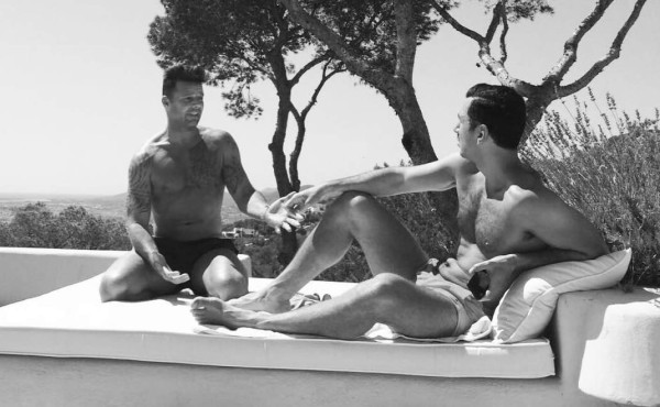 Ricky Martin presume a su novio