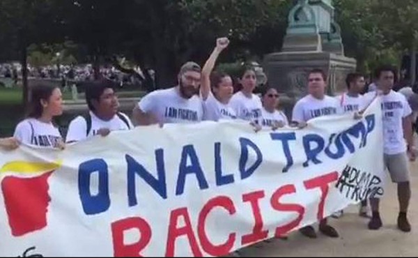 Así boicotearon a Donald Trump un grupo de dreamers