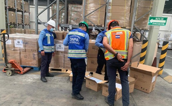 Agentes Antidrogas decomisan más de 400 cajas con sustancias controladas