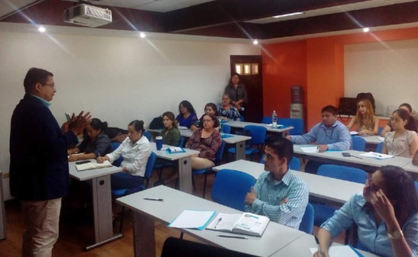 Unas 25 mipymes se fortalecerán para afrontar los retos de la economía global