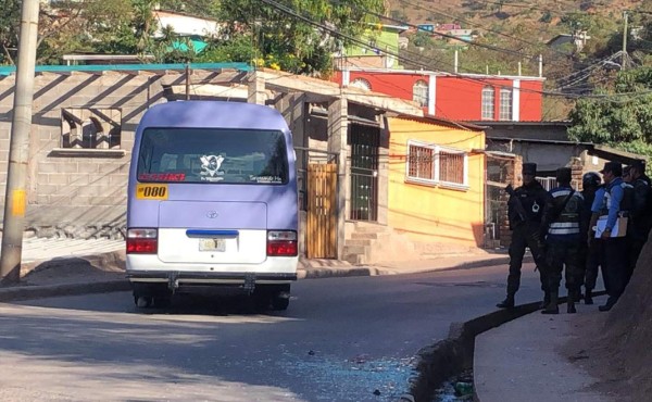 Acribillan a conductor y ayudante de un autobús en Tegucigalpa