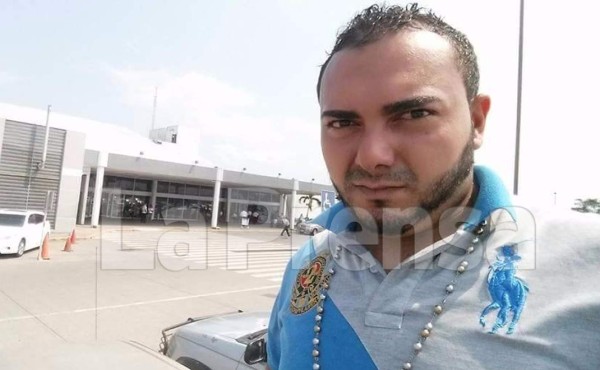 Hombre se baja de carro y le infiere tres disparos a joven&nbsp;&nbsp;