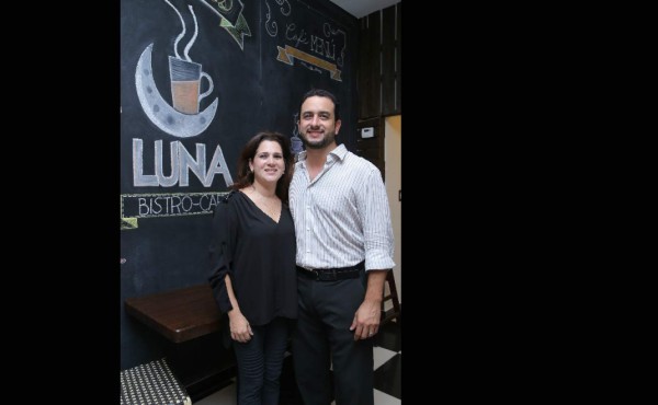 La apertura de Luna bistro café