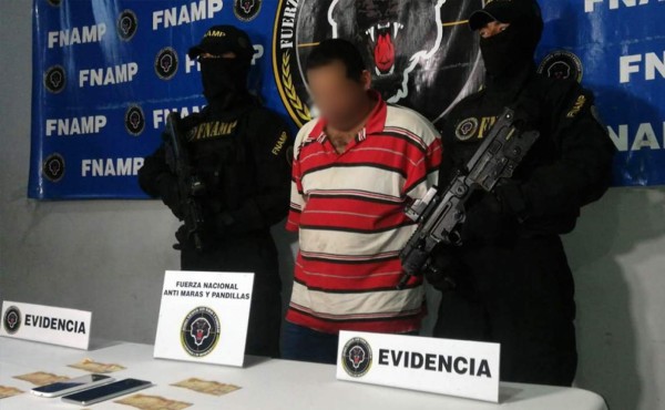 Capturan a sujeto que se hacía pasar por Coronel de las FFAA