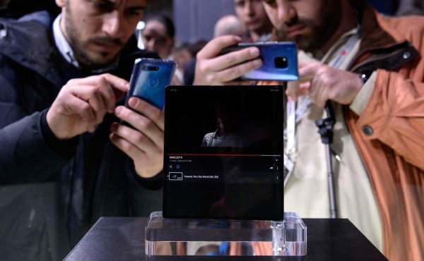 Huawei presenta su nueva 'joya' desplegable en Barcelona
