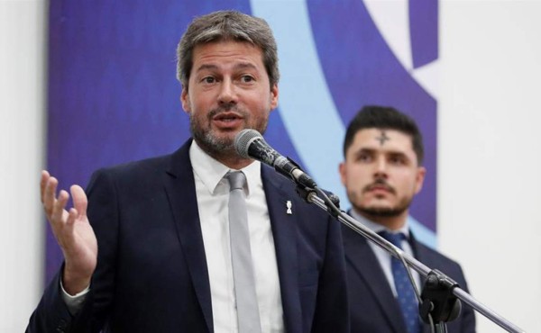 La vuelta del fútbol en Argentina parece lejana, según ministro de Deportes