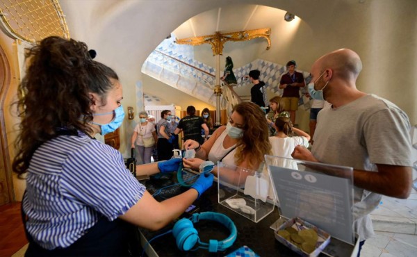 España crea fondo de 10,000 millones de euros para rescatar empresas