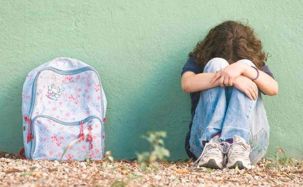 Detienen a profesor por presunto abuso sexual de 84 niños&nbsp;&nbsp;