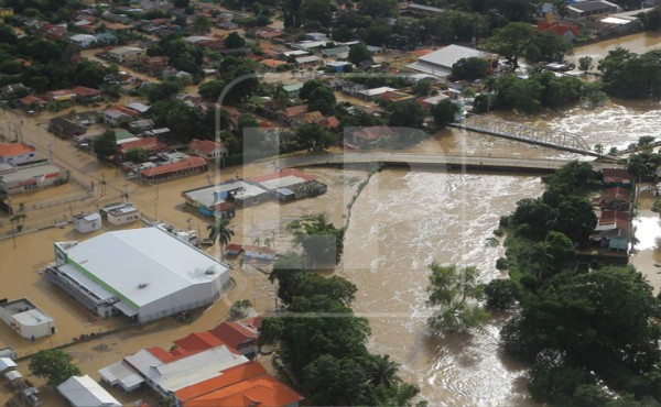 BID y BCIE buscarán agilizar recursos para reconstruir Honduras