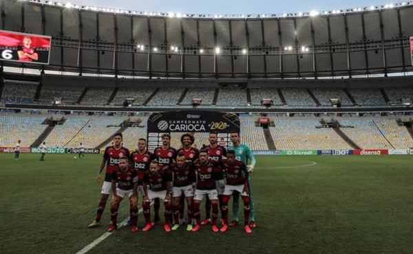 El fútbol brasileño se resiste a perder su crucial partido ante la COVID-19