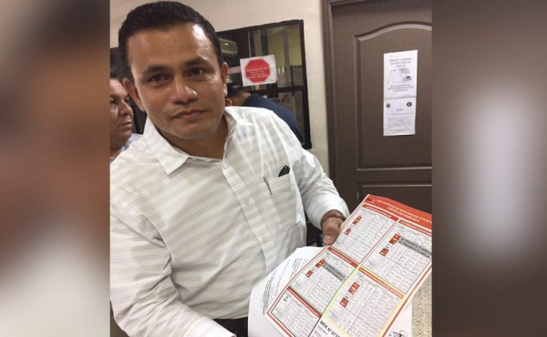 Regidor sampedrano acude a fiscalía por denuncia de delito electoral