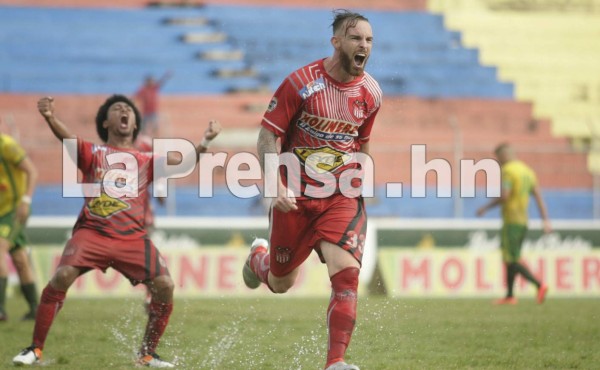 El Vida y Pavón respiran y hunden al Social Sol