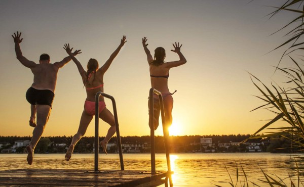 Las mujeres disfrutan más la soltería que los hombres