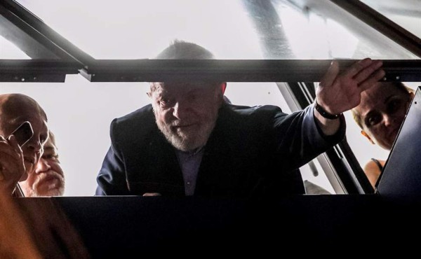 Lula presenta otro recurso al Tribunal Superior para evitar la prisión