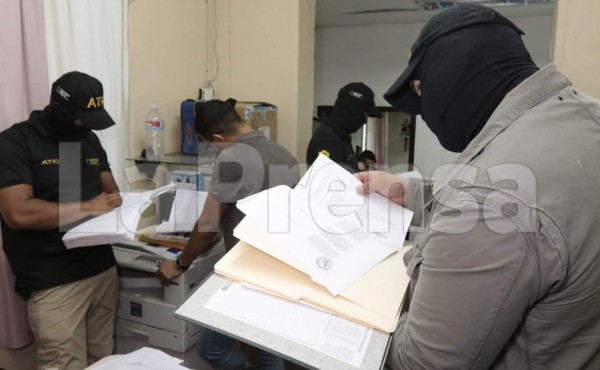 Equipo médico para pacientes con cáncer del Leonardo Martínez habría sido desviado a consultorios privados