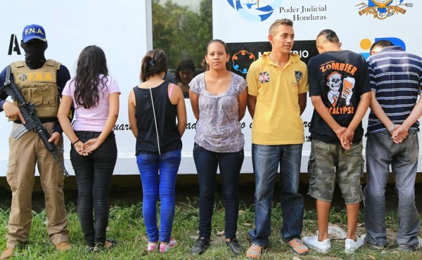 Detienen a seis supuestos extorsionadores en San Pedro Sula