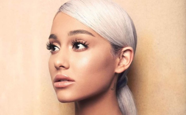 Critican a Ariana Grande por nombre de canción