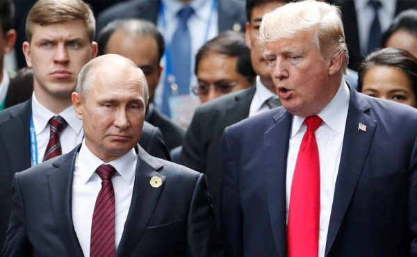 Trump niega noticia sobre una supuesta ocultación de sus conversaciones con Putin