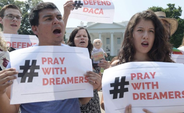 Congresistas republicanos piden a Trump protección para los 'soñadores'