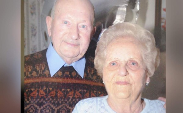 Una pareja fallece el mismo día después de 77 años de matrimonio