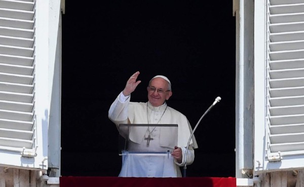 El papa lamenta la violencia en Nicaragua y aboga por el respeto y el diálogo