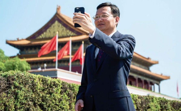 Un gurú de la bolsa de China acumula millones de seguidores   