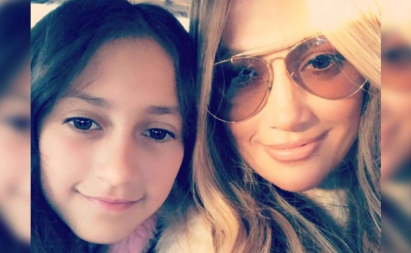 La hija de Jennifer López se encamina a publicar su primer libro