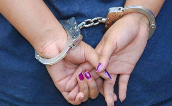 Arrestan a tres mujeres por presunta adopción irregular en Tegucigalpa