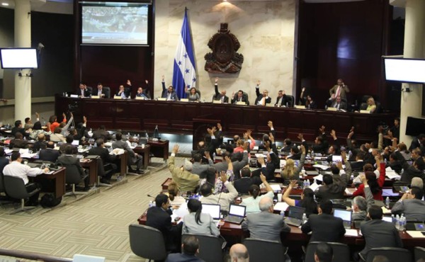 Se intensifican cabildeos para elegir la nueva Corte