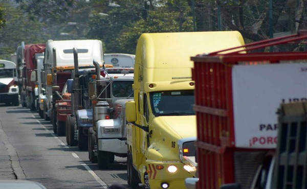 Desde hoy Honduras aplica medidas de reciprocidad a transporte de carga de Costa Rica