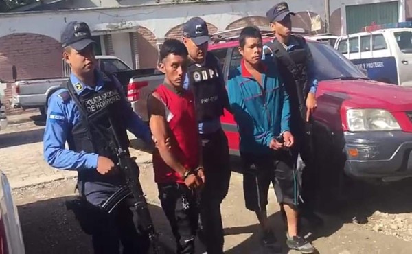 Detienen a dos presuntos miembros de 'Los Motores' en Comayagua