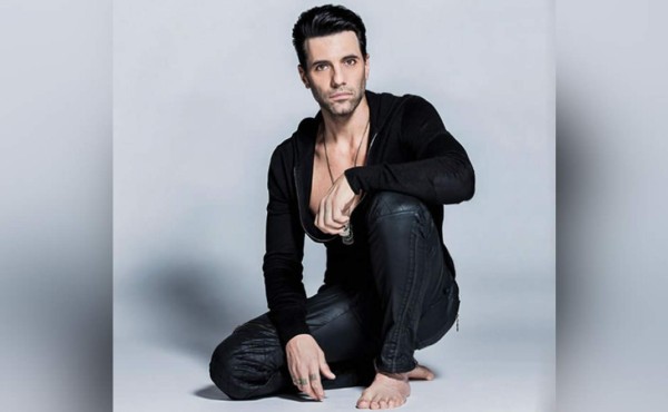 Criss Angel se desmaya en medio de un peligroso truco  