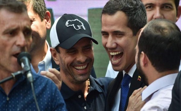 Dirigente opositor Capriles llama a participar en legislativas de Venezuela