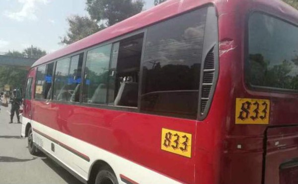 Atacan a balazos a un conductor de rapidito en Tegucigalpa