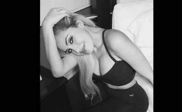 Hija de Myrka Dellanos presume su amor