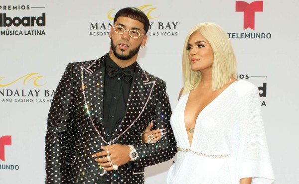 Anuel AA y Karol G son víctimas de robo de $250,000 en Chile