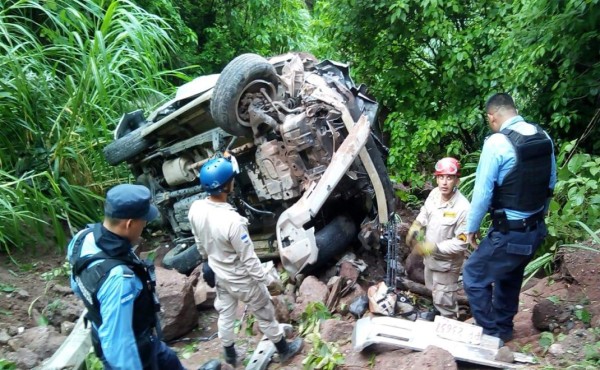 Cuatro muertos deja un fatal accidente vial en Cucuyagua, Copán