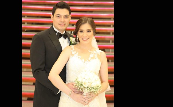 La boda de Essy Umanzor y Wilmer Madrid