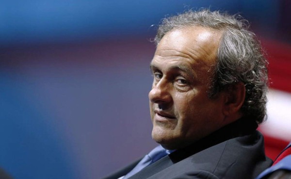 Platini se muestra seguro de sí mismo tras haber declarado en el TAS