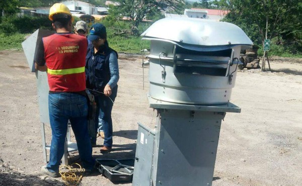 Capacitan a técnicos ambientales para medir la calidad del aire