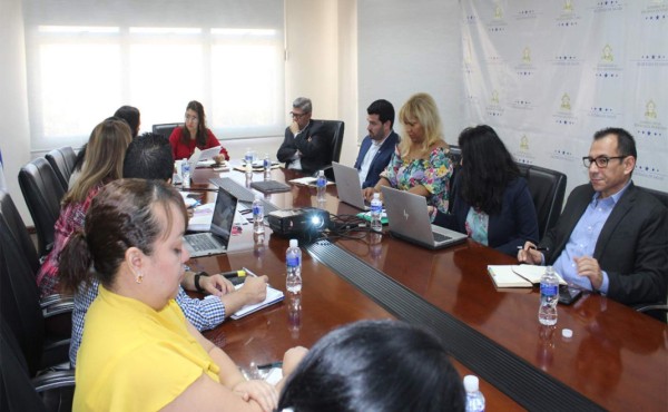 Salud y Fondo Mundial buscan acabar con VIH, tuberculosis y malaria para el 2030