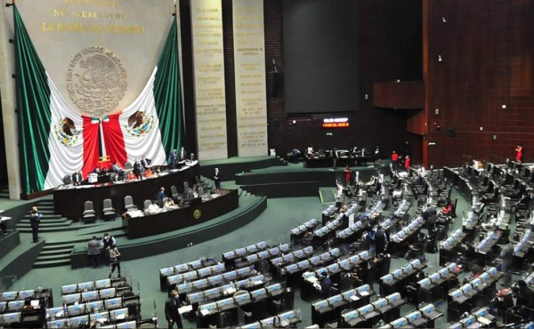 Cámara de Diputados de México aprueba reforma que suprime fuero presidencial