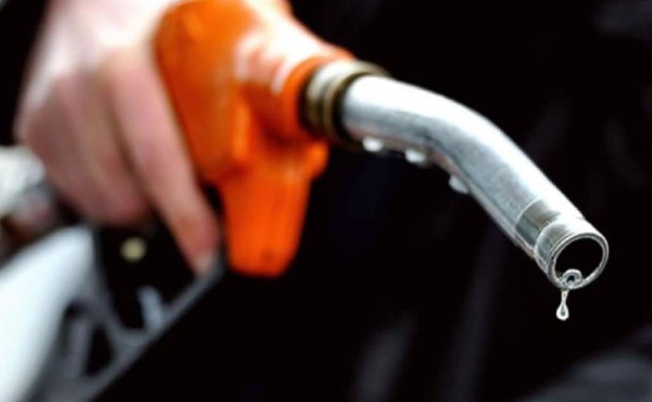 Prevén más alzas en los precios de combustibles