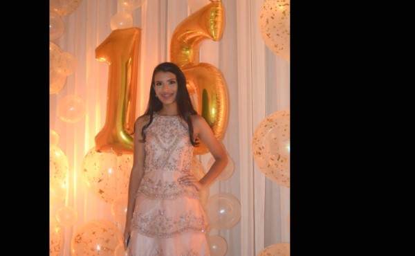 Quince años de Valeria Rodríguez Velásquez